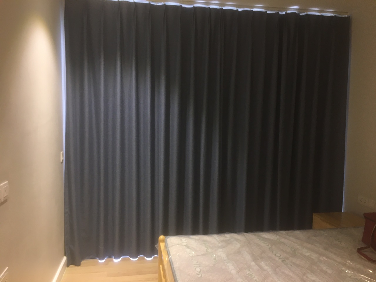 front1_0_Fv-M_uyxJi0zbgzFCQFU8tYFc1Q4.jpg